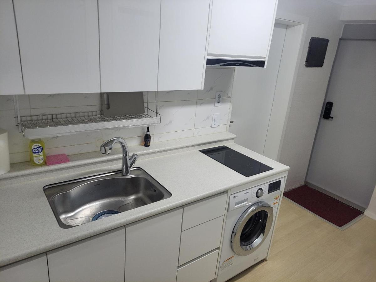 Newly Renovated 2 Bedroom Apartment #7 Seoul Exterior foto